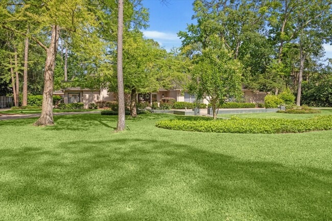 Building Photo - 614 Saddlewood Ln