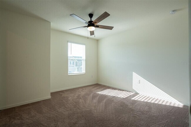 Building Photo - 757 Stoney Pointe Cir