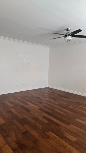 Building Photo - 5013 Clematis Ct