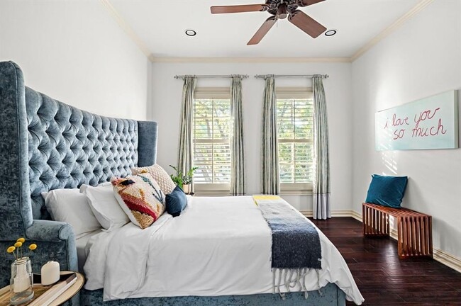 Building Photo - 5902 Saratoga Cove