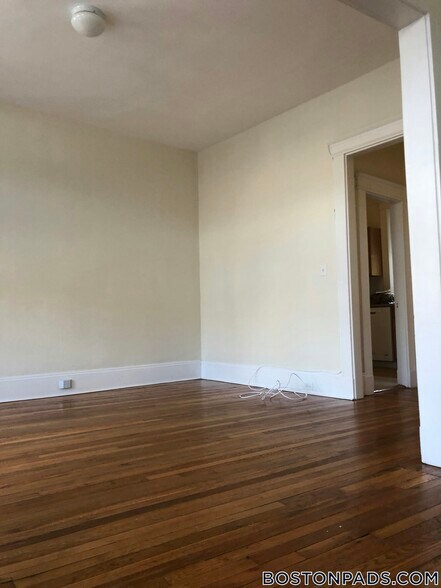 Building Photo - 1334 Commonwealth Avenue