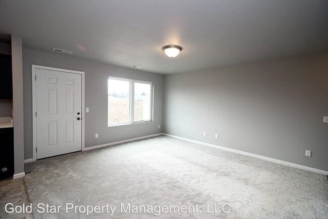 Building Photo - 3 br, 2.5 bath House - 4228 Serenity Court
