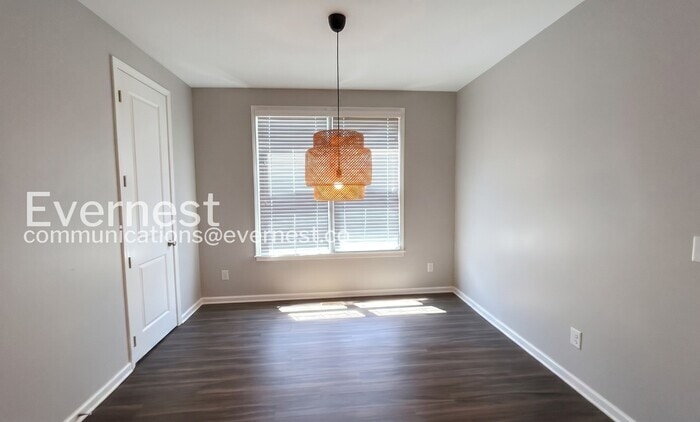 Building Photo - 764 Cady Way