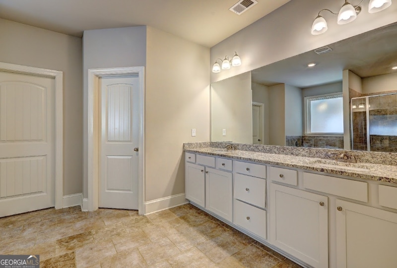 Building Photo - 100 Ruby Ln