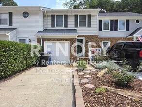 Building Photo - 914 Wildwood Square Ct