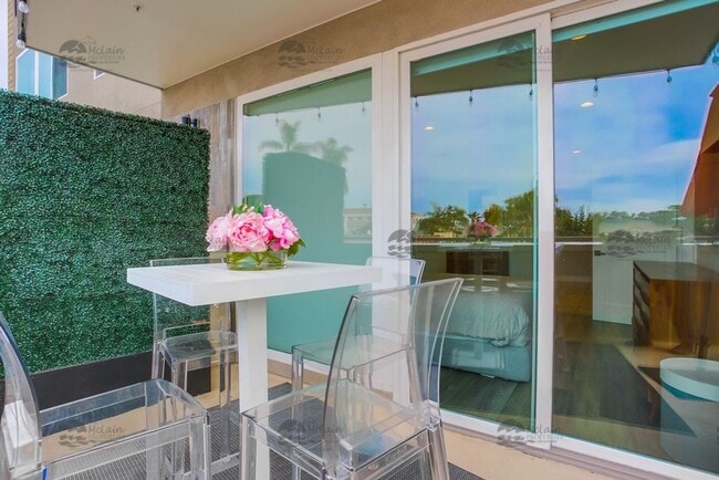 Building Photo - LUXURY 2 Bedroom with AC and Washer/Dryer, DOWNTOWN CARLSBAD VILLAGE