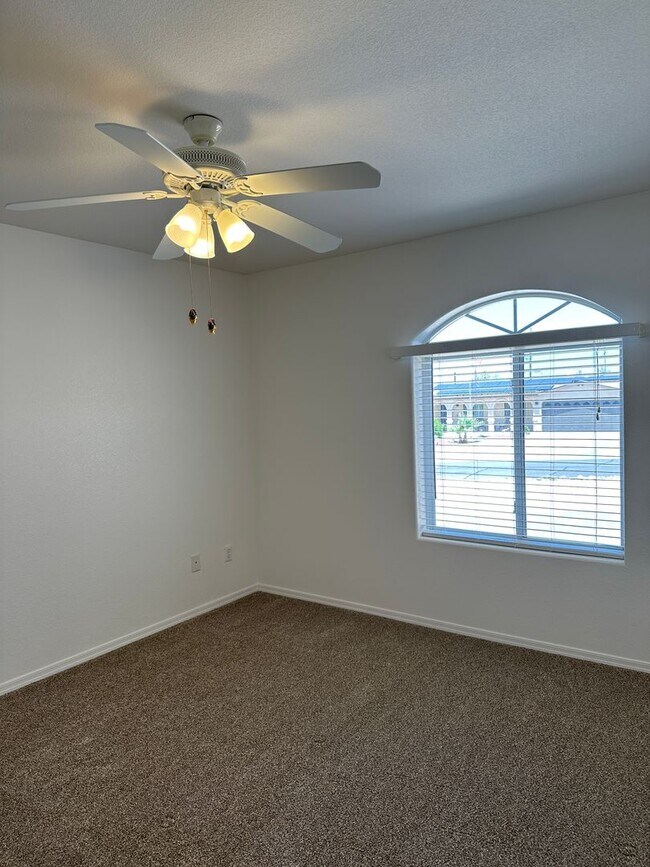 Building Photo - Long Term unfurnished - Pets allowed - Ple...