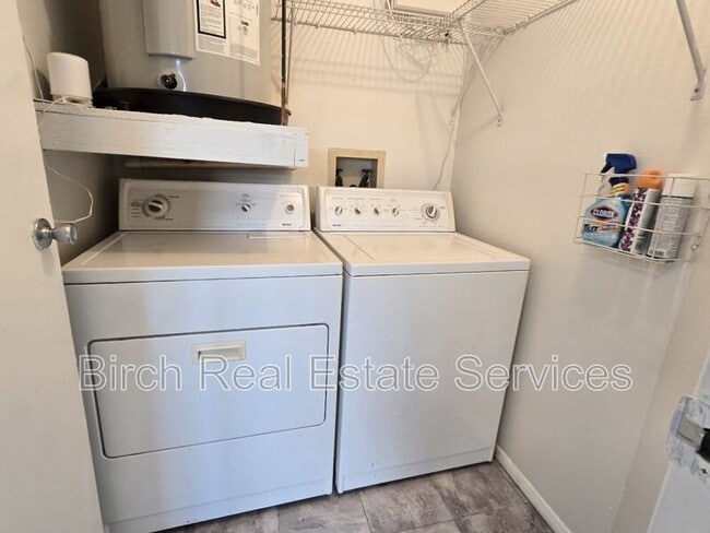 Building Photo - 133 Sabal Ct