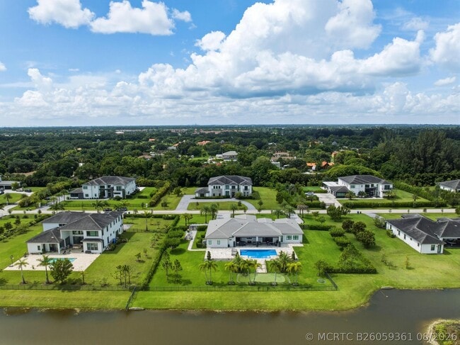 Building Photo - 17130 Magnolia Estates Dr