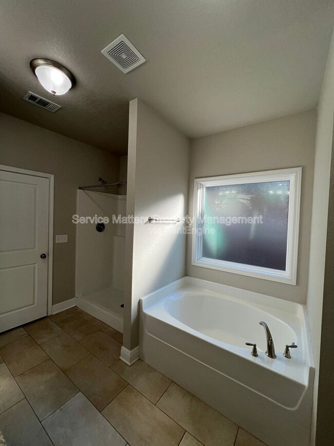 Building Photo - 3888 Ranch Rd