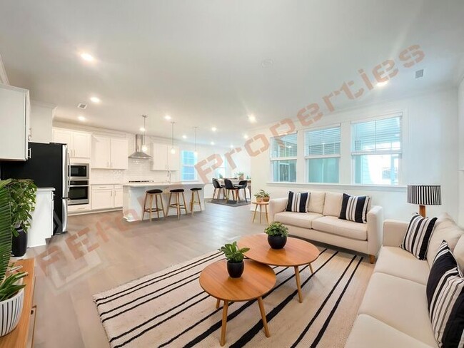 Building Photo - Beautiful Brand New 4 Bedroom, 3 Bathroom ...