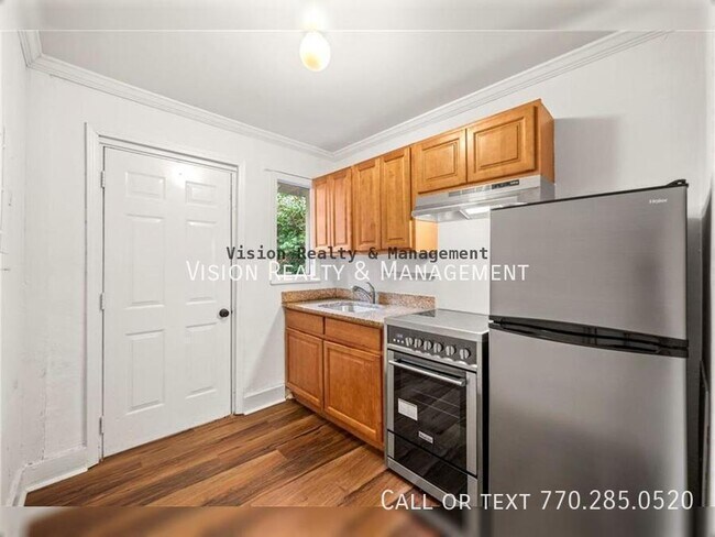 Building Photo - 1016 Linam Ave SE