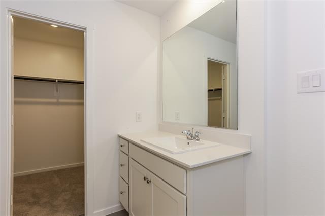 Building Photo - 1312 Amapola Dr