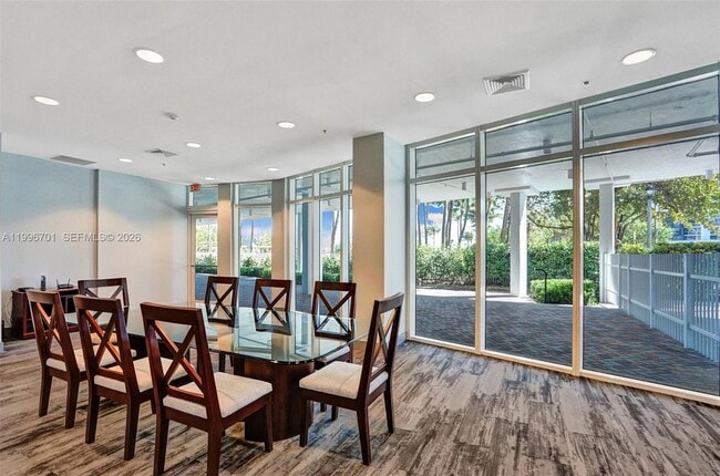 Building Photo - 6515 Collins Ave