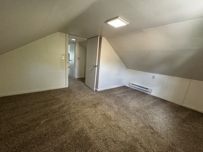 Building Photo - 13506 Bennington Ave