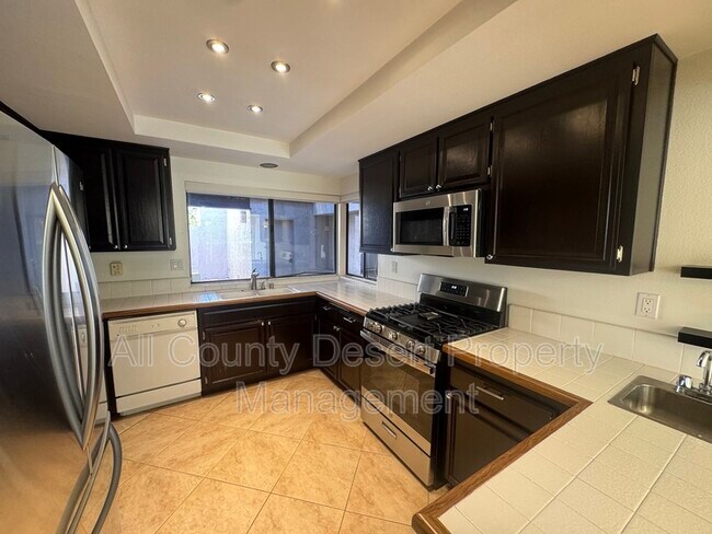 Building Photo - 72795 Fleetwood Cir