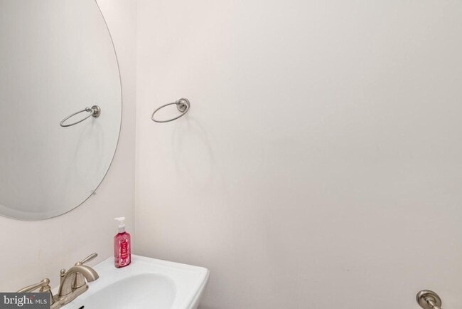 Building Photo - 4509 Ryelan Dr