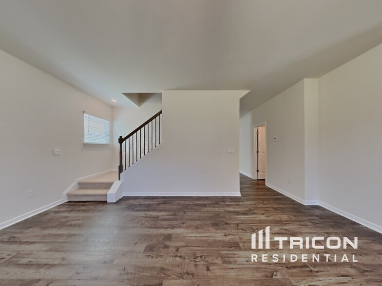Building Photo - 44 Red Cedar Wy