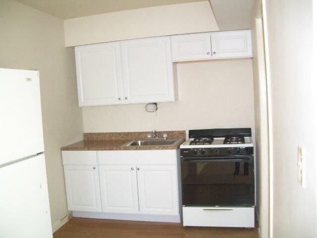 Updated kitchen with brand new cabinets & countertops, unit 1 - 7649 Bridgetown Rd