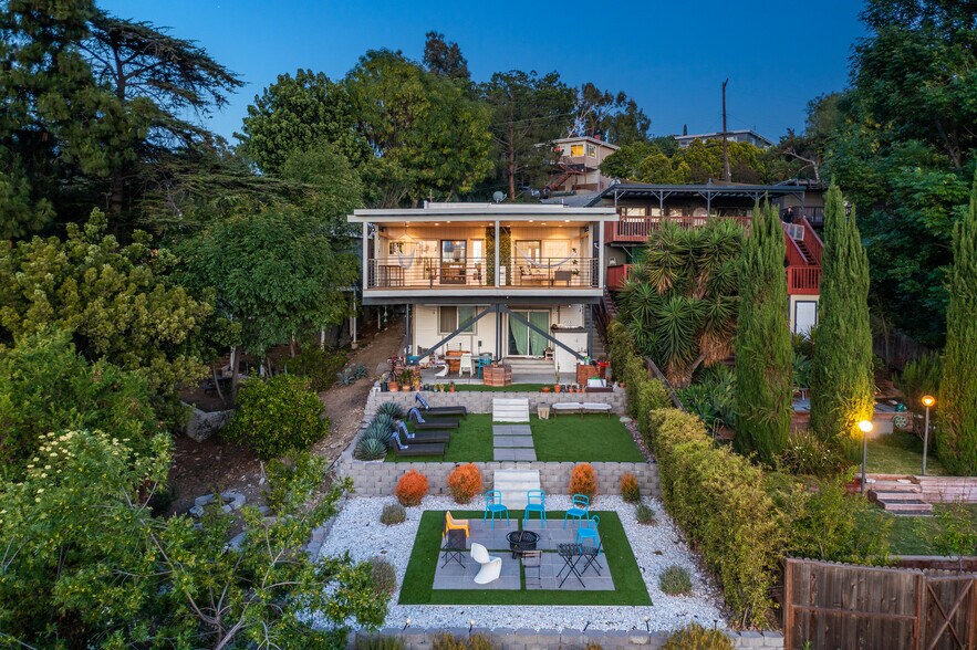 Building Photo - 3743 Latrobe St