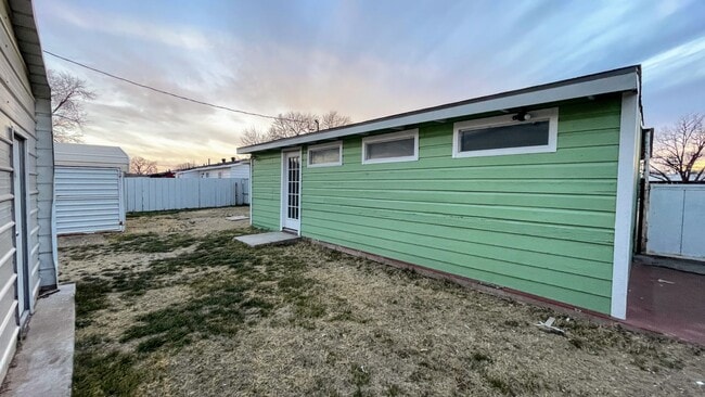 Building Photo - Snyder’s Sweet Spot: Modern Comfort Meets Country Charm