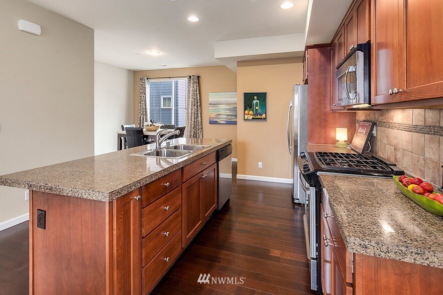Kitchen + Dining - 964 4th Ave NE