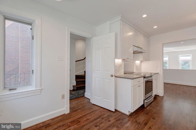 Building Photo - 3954 Georgetown Ct NW