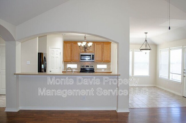 Building Photo - 120 Fred Couples Dr