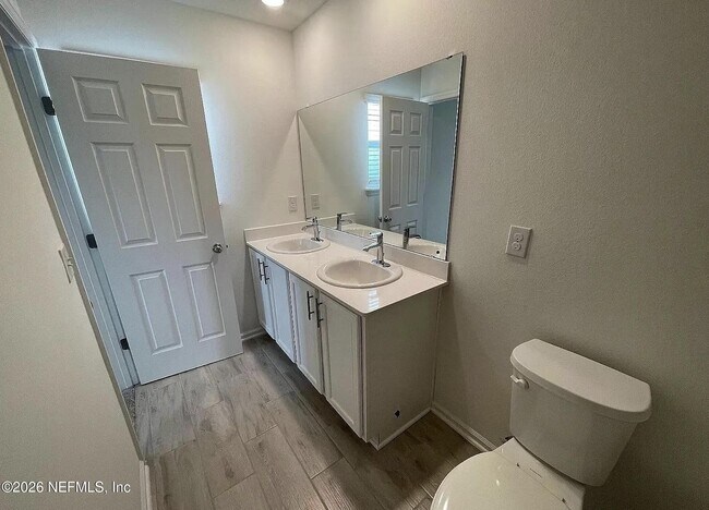 Building Photo - 43 Great Star Ct