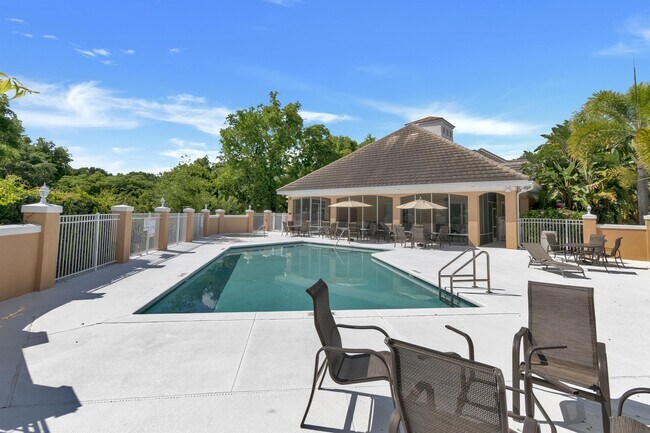 Building Photo - 5145 Marbella Isle Dr