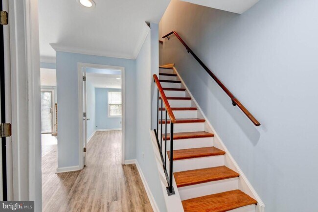 Building Photo - 4472 Ruggles Ct