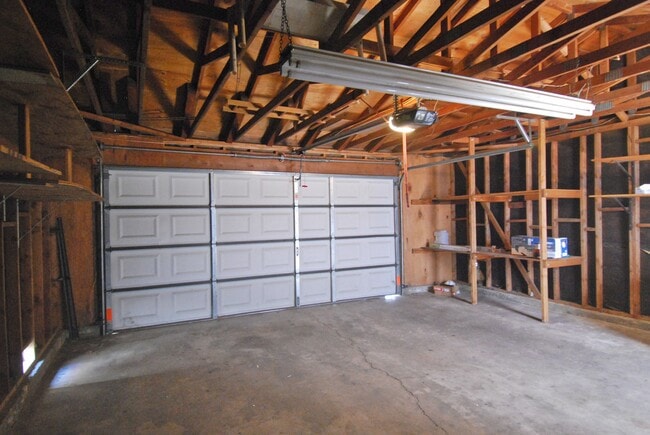 Building Photo - 1097 S Santo Antonio Dr