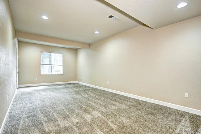 Building Photo - 3 bed / 2.5 bath duplex in Castle Rock!! -18 month lease preferred