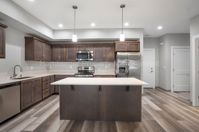 Building Photo - 1603 N Manifold Ln