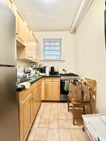 Building Photo - 32 Sidlaw Rd