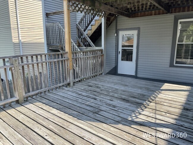Building Photo - 3804 N Drake Ave