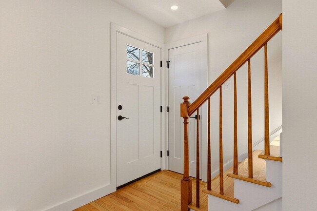 Building Photo - 29 Lovell Rd