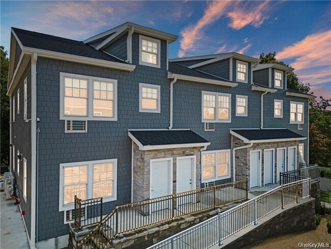 Building Photo - 108 N Kensico Ave