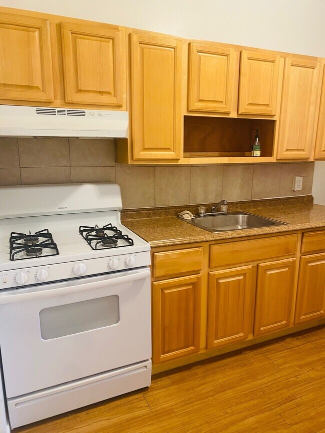 Building Photo - 3118 Belgrade St