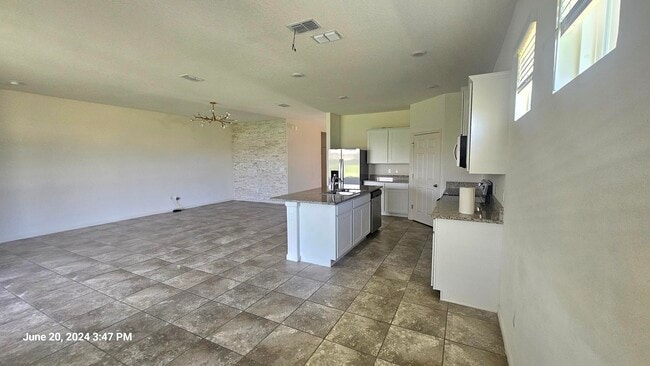 Building Photo - 12354 Arabella Dr