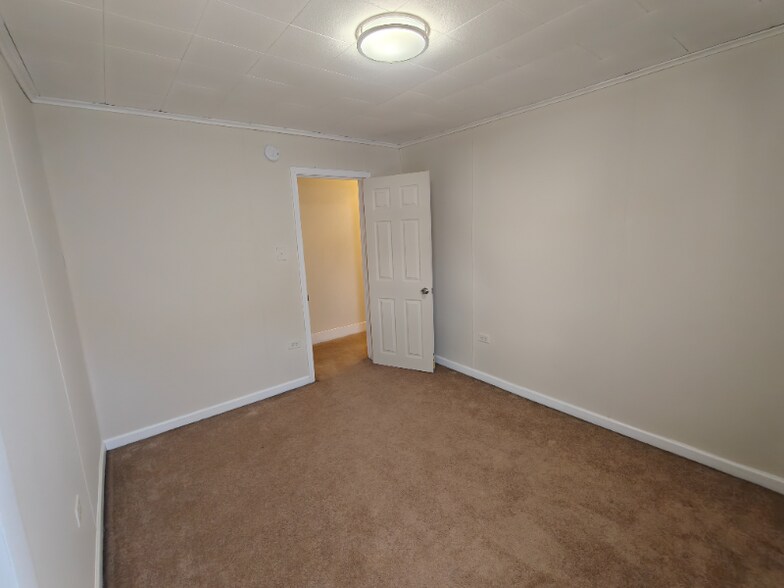 Building Photo - 509 Hallstead St