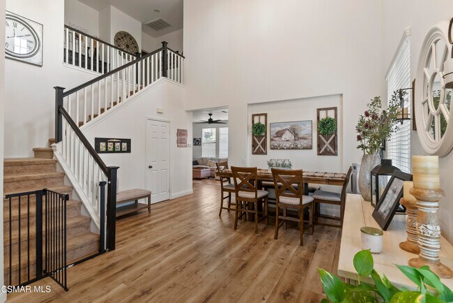 Building Photo - 1134 Gardenia Ln