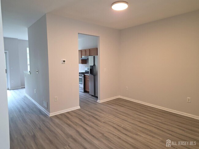 Building Photo - 12 Gallop Ln