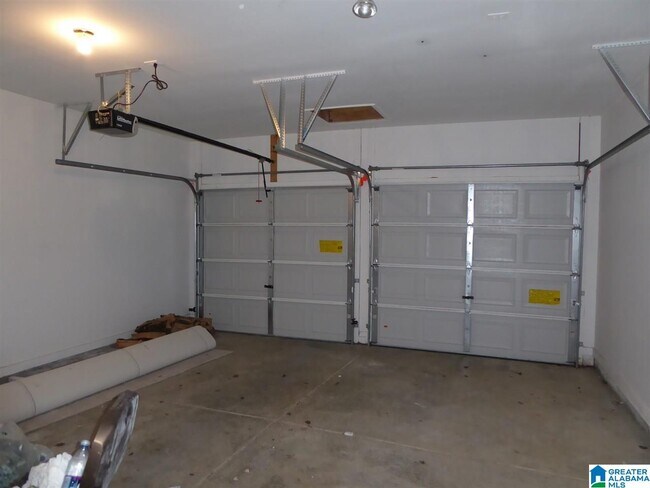 Building Photo - 2419 Forest Lakes Ln