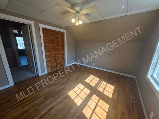 Building Photo - 3-Bedroom Home in Saginaw