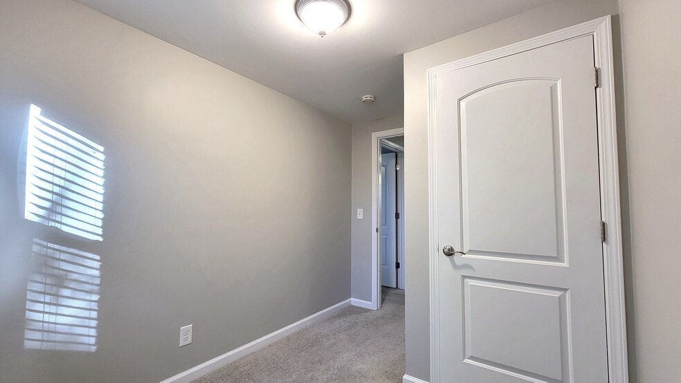 Building Photo - 141 Bennett Rd