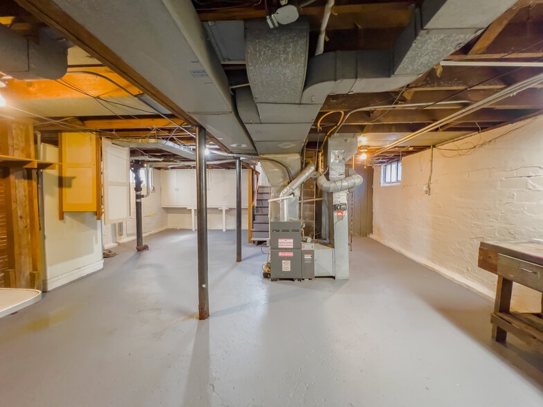 Building Photo - 464 Shasta Dr