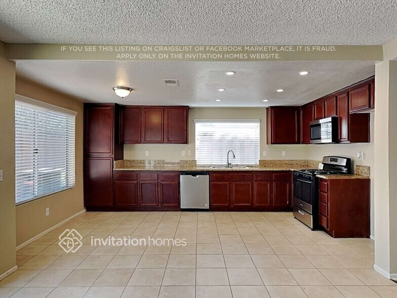 Building Photo - 4824 Feather River Rd