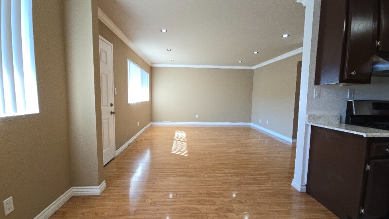 Primary Photo - 712 Porter St