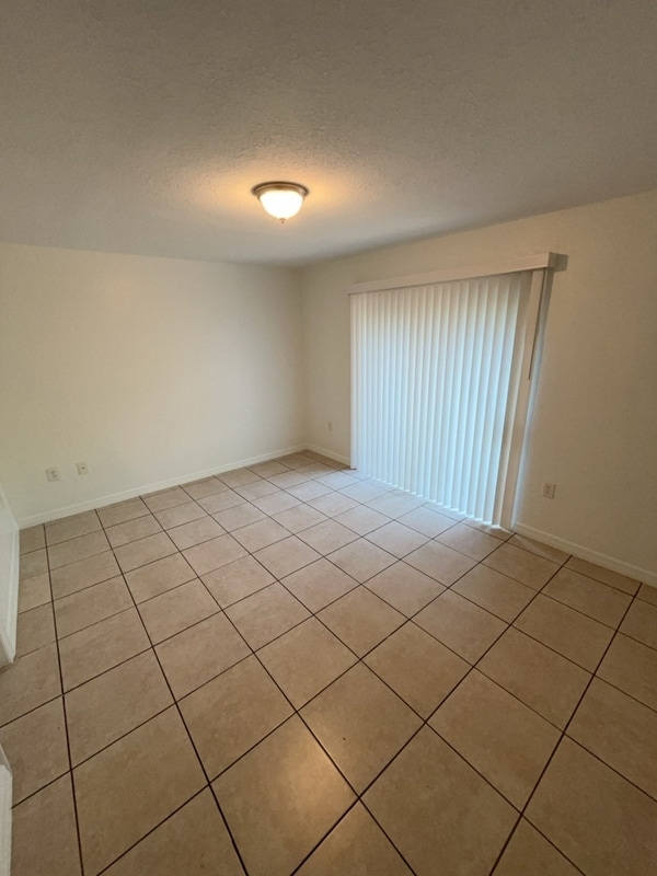 Building Photo - 3071 Willow Bend Blvd
